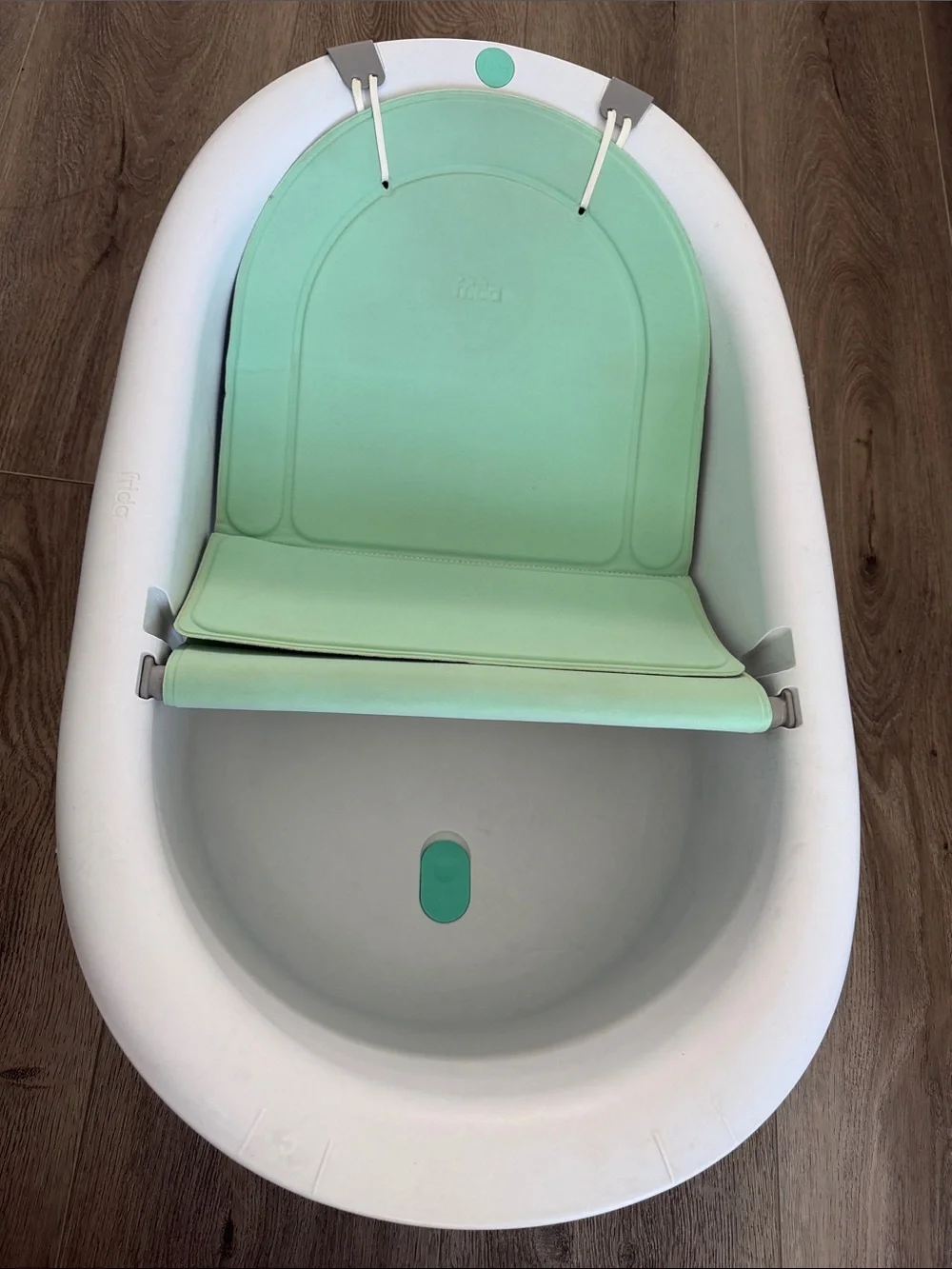 Frida Baby Bath Tub 4 in 1 - Kids Bath & Body